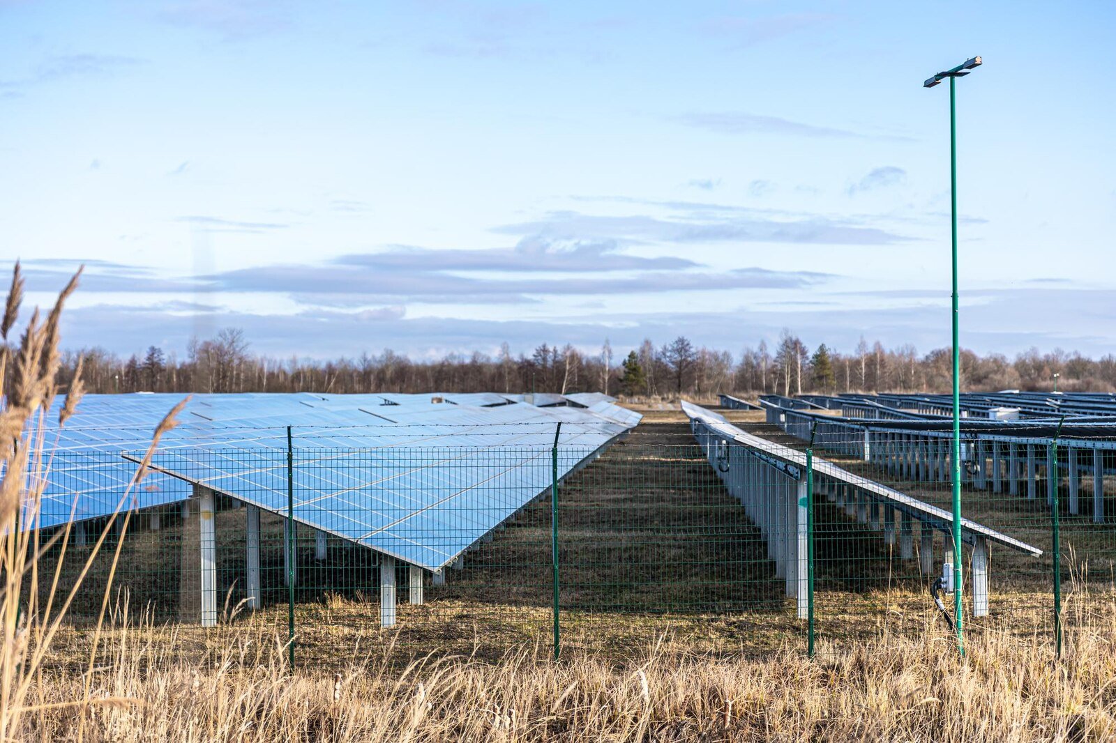 Sugatus 60 MW Solar Ground Mounting Structure LOI – A Big Step for Utility-Scale Solar